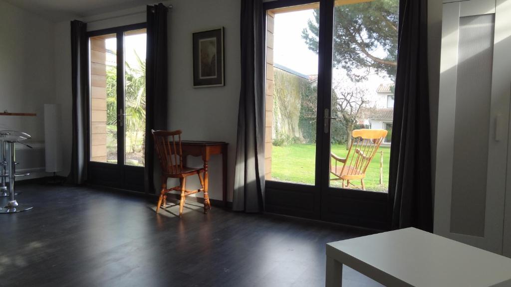 Mérignac Chambre D'Hotes Du Clos Bamboo חדר תמונה